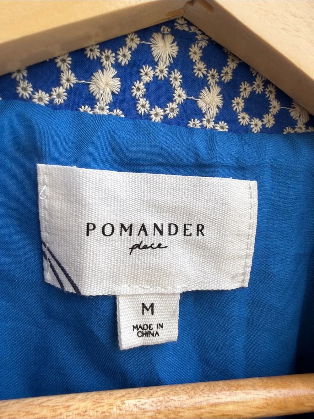 Pomander Place Tuckernuck Sleeveless Noelle Maxi Dress - Picture 4 of 8